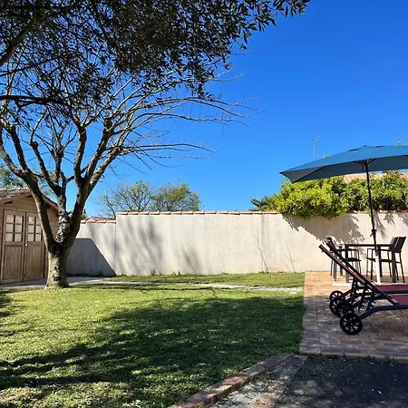 Semesterbostad Jolie Maison Lumineuse