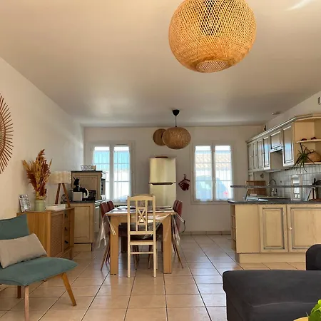 Jolie Maison Lumineuse Semesterbostad *